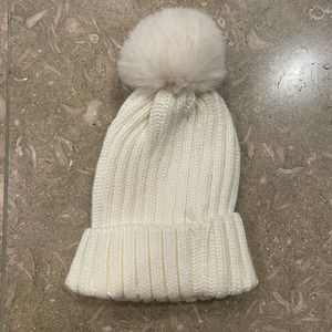 Super stylish and warm beanie